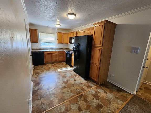 Eat in Kitchen