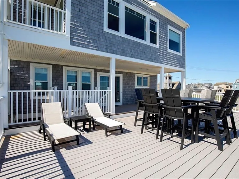 308 Ocean St — Photo 15