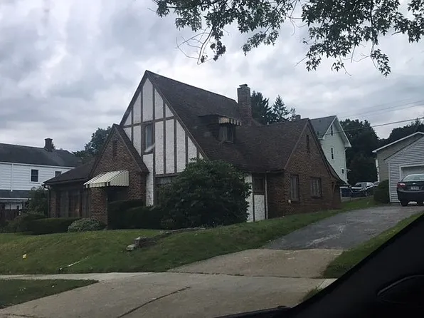 38 Abbott Rd, Bradford, PA 16701