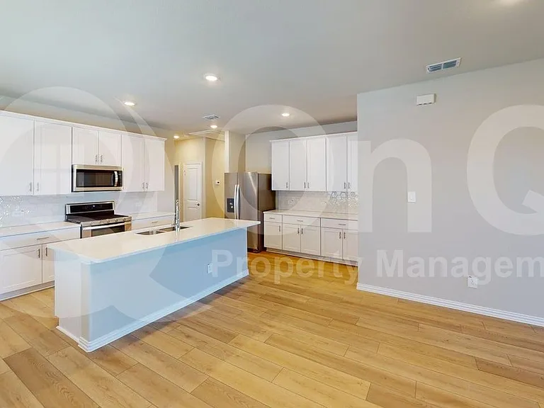 1209 Bridgewalk Dr — Photo 5