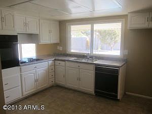 5th image of 1827 E Julie Dr
