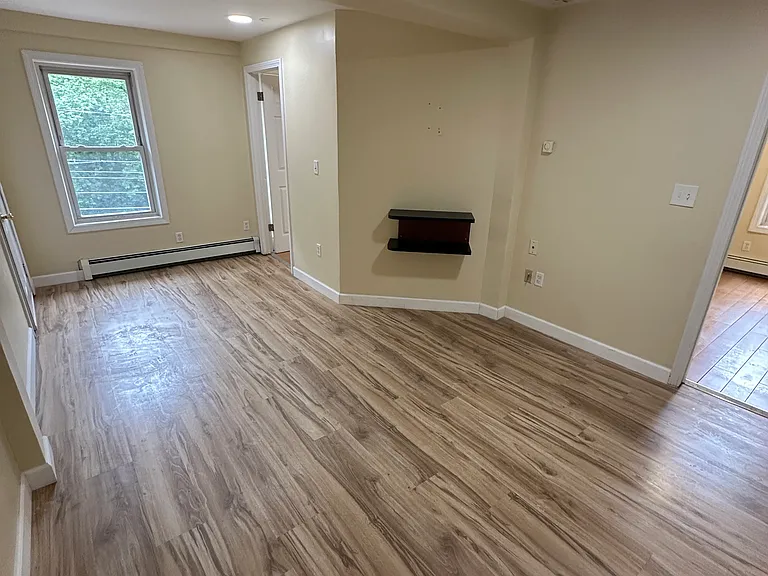 94 W Main St #5 — Photo 15