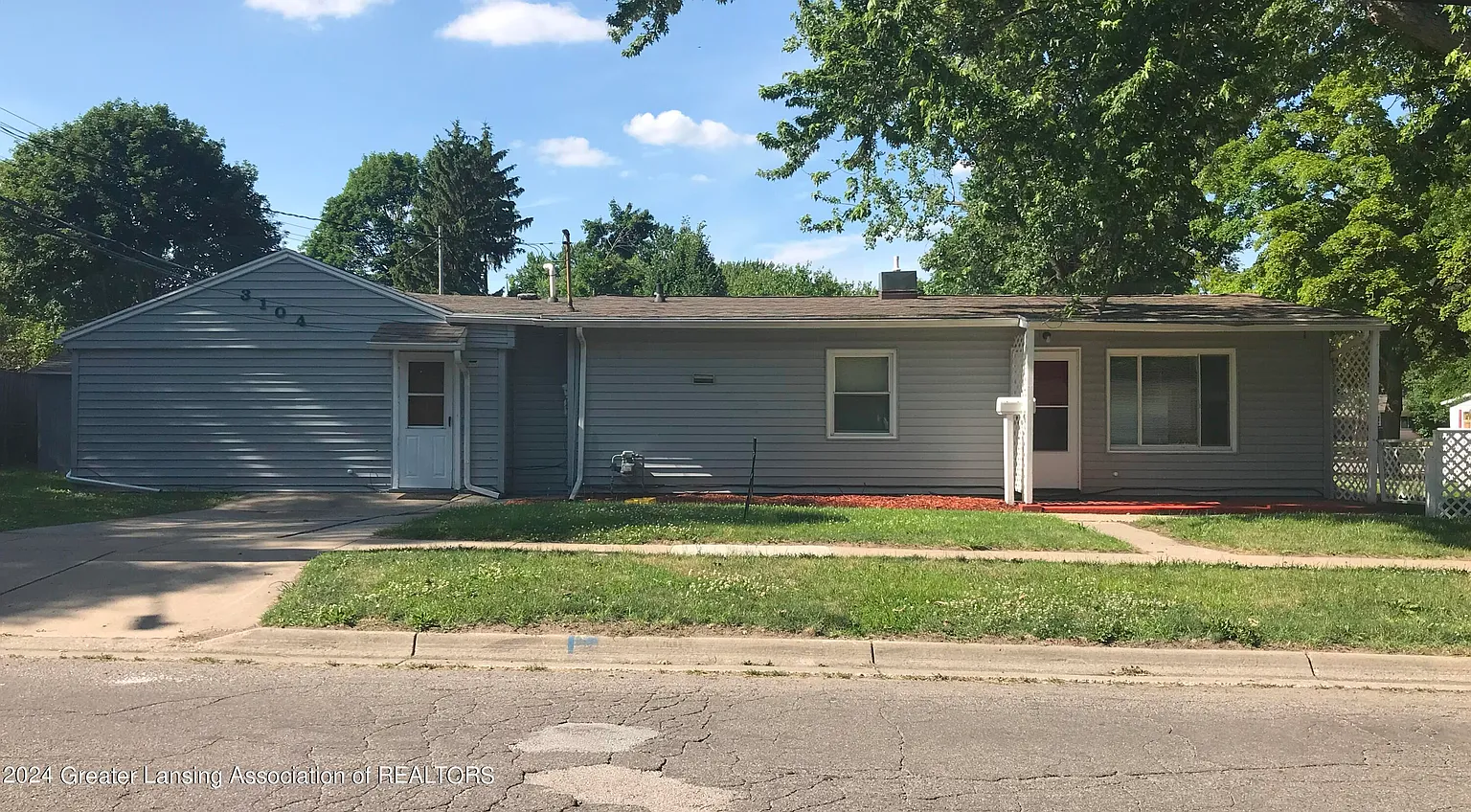 3104 Fielding Dr photo 1