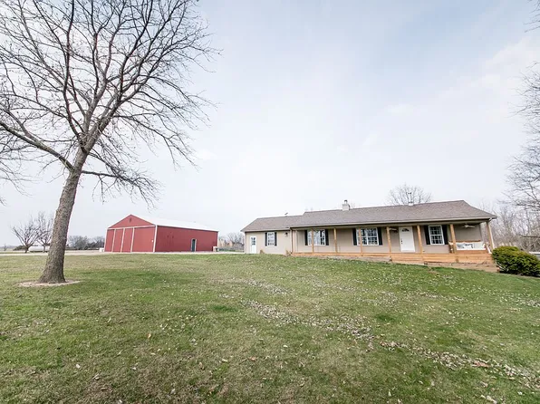4608 N Townhouse Rd, Hanna City, IL 61536