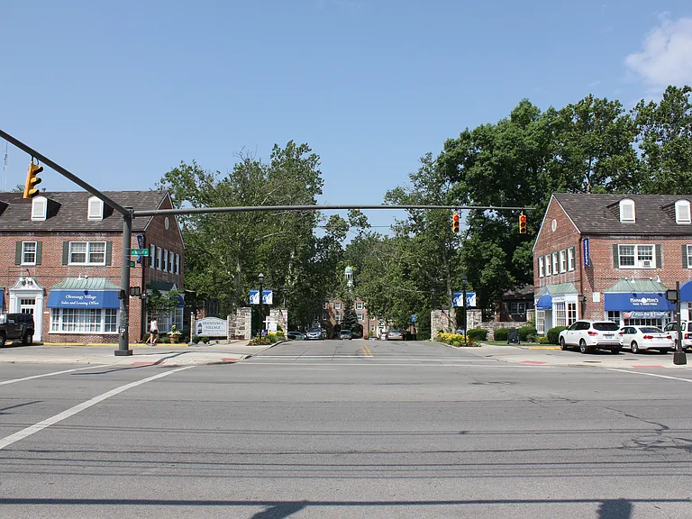 Olentangy Village — Photo 11