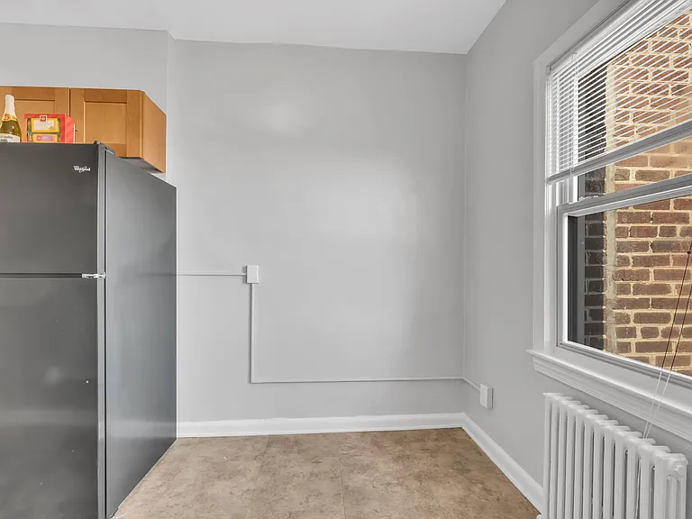 The Glenwood Apartments — Photo 20