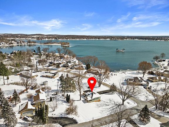 2nd image of W191S7367 Shore LANE