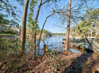 86 Pine Ridge Dr, Southern Pines, NC 28327