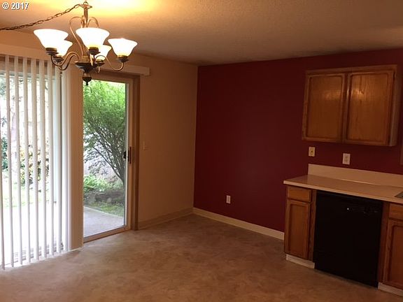 4th image of 4904 NE 147th Ave