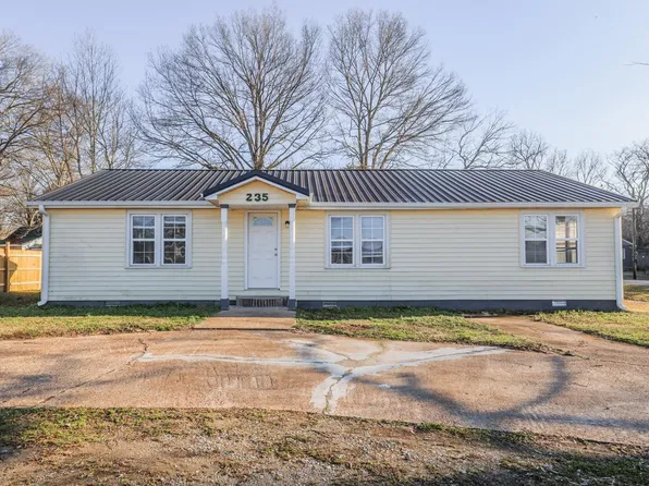 235 E Maple St, Dyer, TN 38330