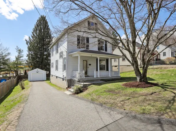 10 Oak Street, Danbury, CT 06811