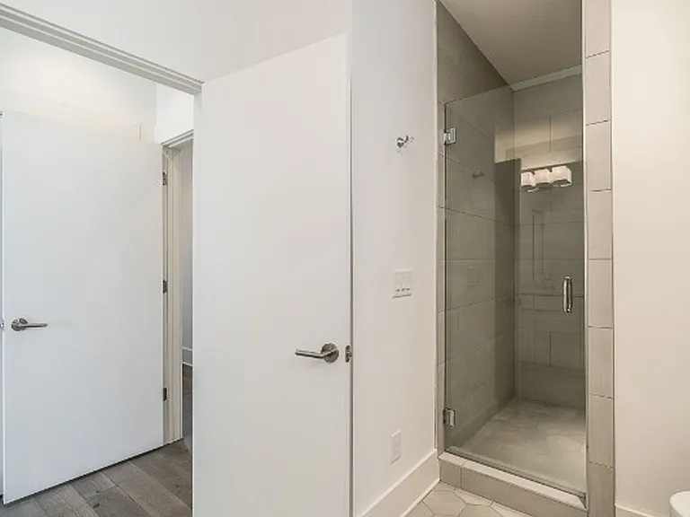 323 Garfield St — Photo 26