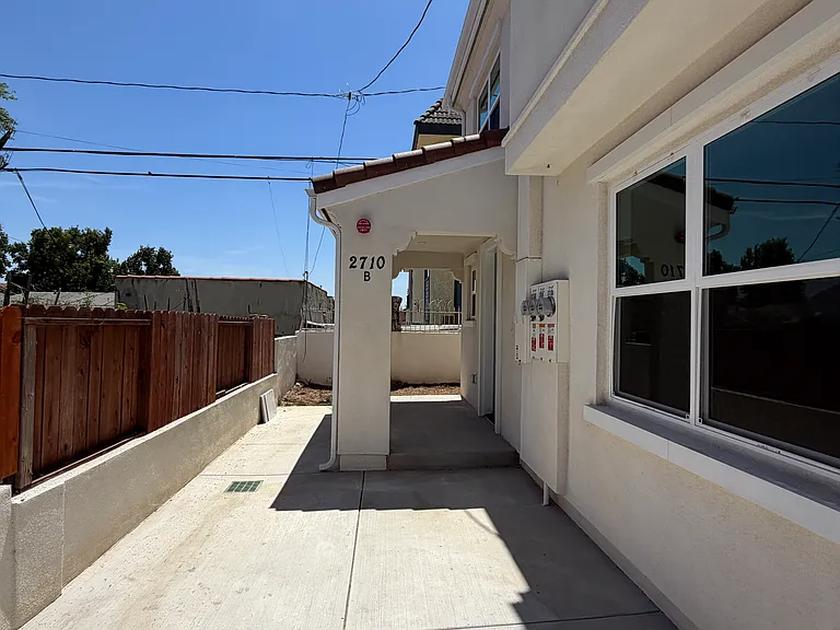 2708 Birch St #2710B — Photo 1