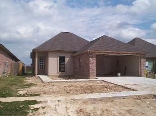 2699 Middletowne Dr, Zachary, LA 70791