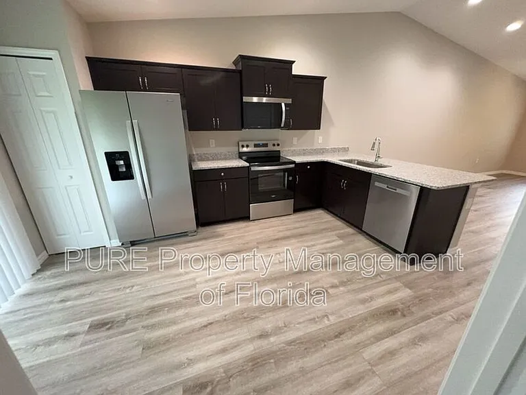 13915 SW 64th Terrace Rd #1 — Photo 18