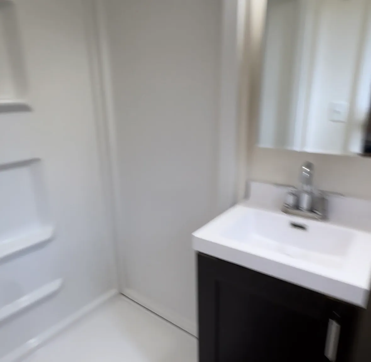 3 bed, 1125 sqft, $3,275 — Photo 4