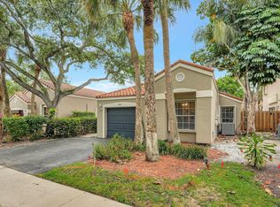 11001 NW 11th Ct, Plantation, FL 33322