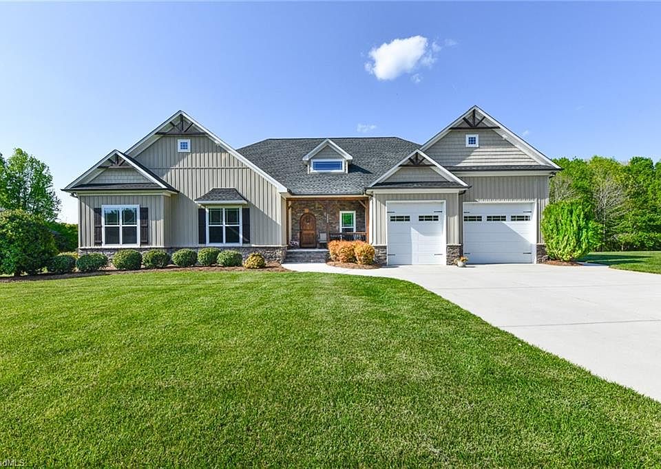 1st image of 2665 Brooke Meadows Dr