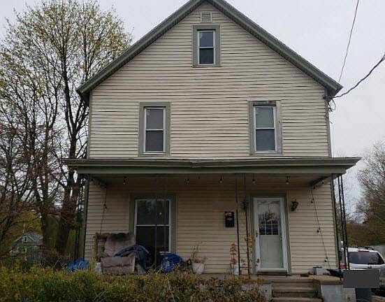 1st image of 30 Oak St