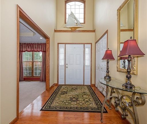 2nd image of 1239 Windward Ln