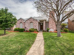 2910 Lake Valley Dr, Garland, TX 75040