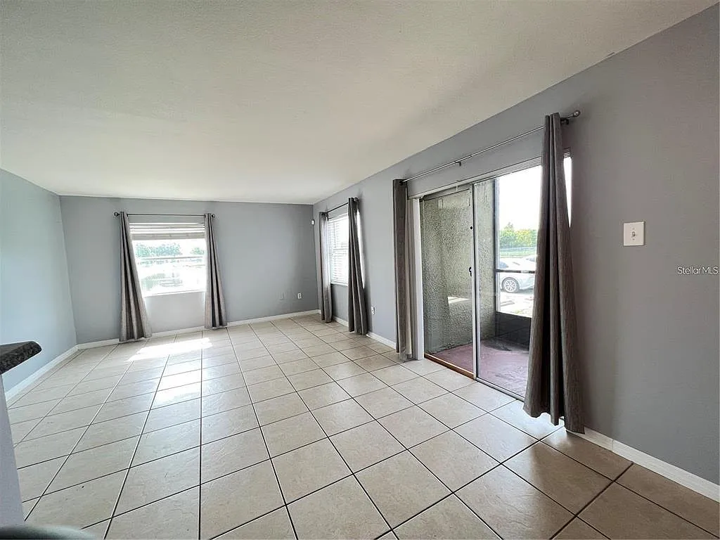 2 bed, 1.0 bath, 850 sqft, $1,450 — Photo 2
