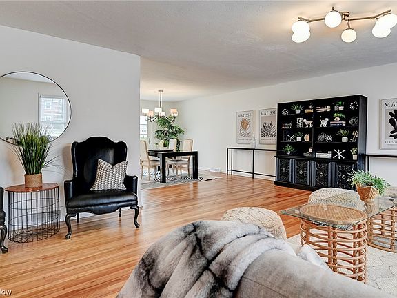 4th image of 18521 Scottsdale Blvd