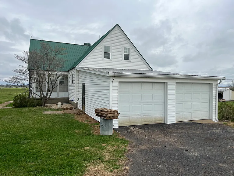 3695 Tonieville Rd — Photo 3