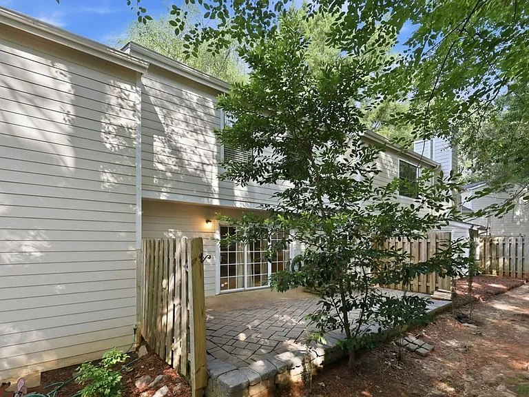7733 Falcon Rest Cir — Photo 42