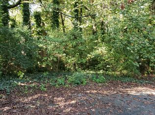 753 Queen Ann Ct, Stone Mountain, GA 30083