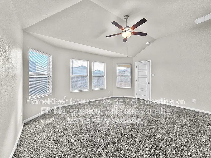 4 bed, 2.0 bath, 1683 sqft, $1,645 — Photo 1