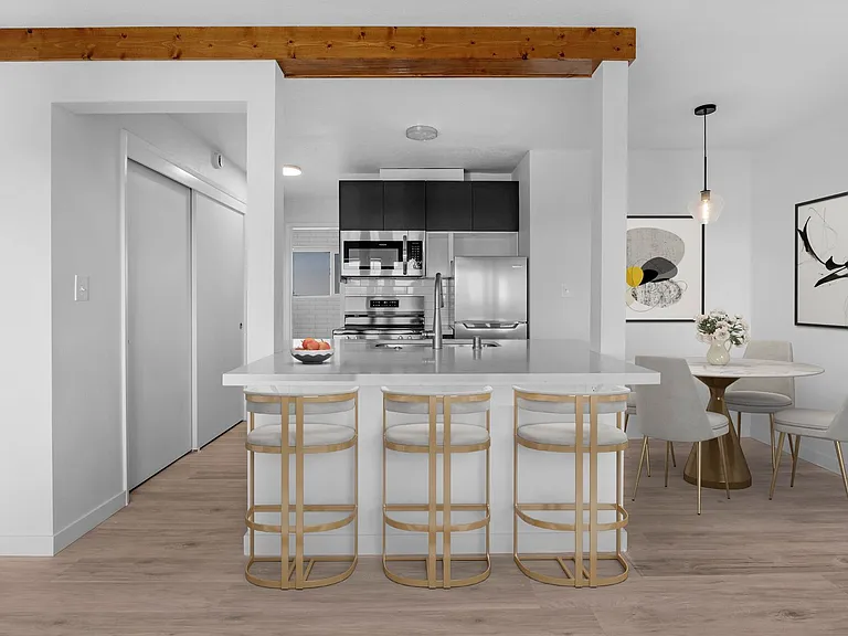 Tara Apartments — Photo 16