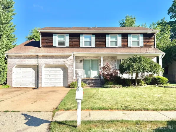 722 S Middlesex Ave, Colonia, NJ 07067