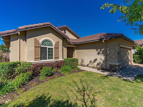 4th image of 443 Castle Oaks Dr