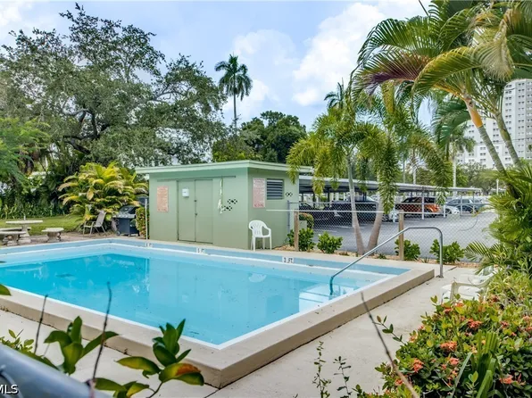 2544 1st St APT 107, Fort Myers, FL 33901