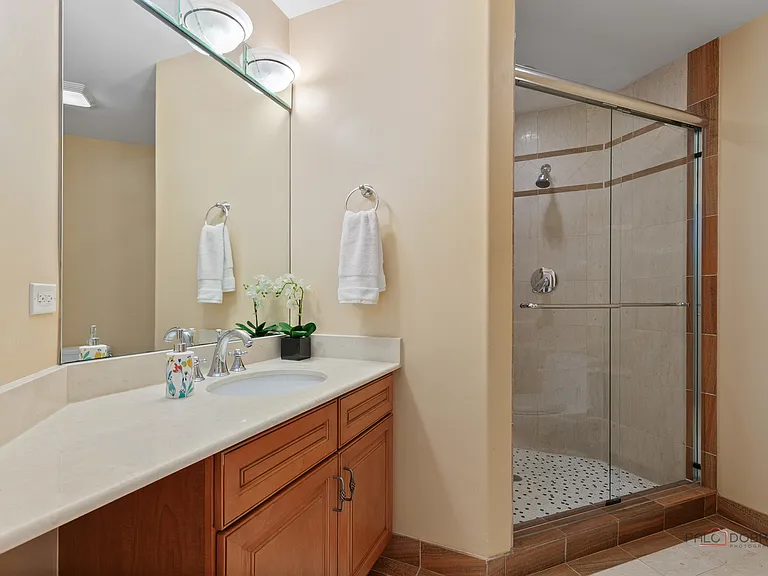 312 Camargo Ct — Photo 36