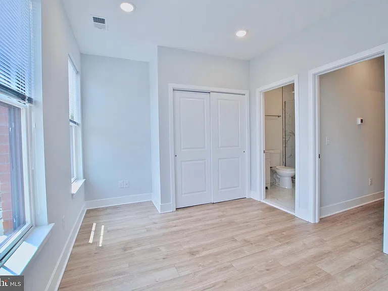 2130 N 2nd St #3 — Photo 6