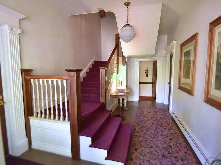 1331 N Franklin St #B — Photo 2