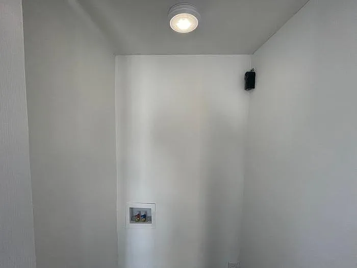 2742 Kennedy St — Photo 17