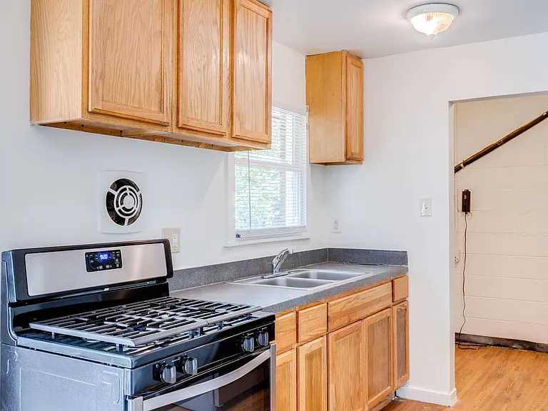 3357 Dill Ave — Photo 3