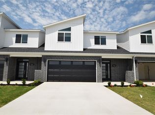 421 Amethyst Rd, Centerton, AR 72719