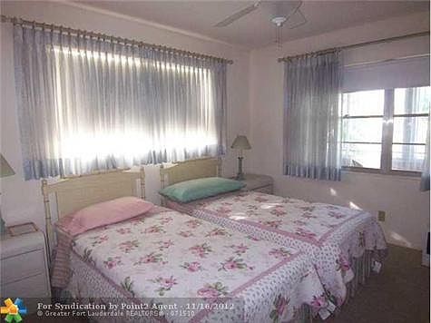 4th image of 173 Westbury Cir