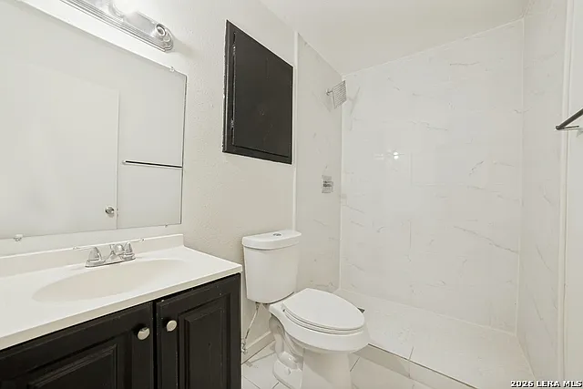 1315 Rio Linda St — Photo 8