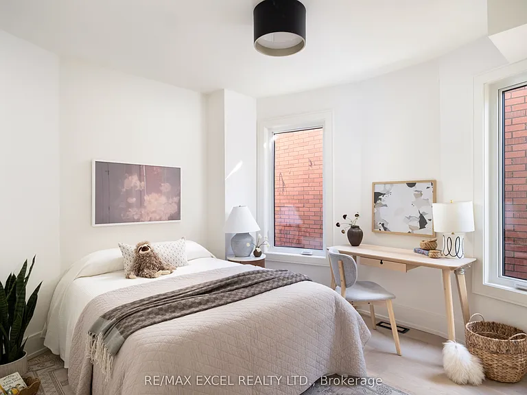 254 Bain Ave — Photo 18