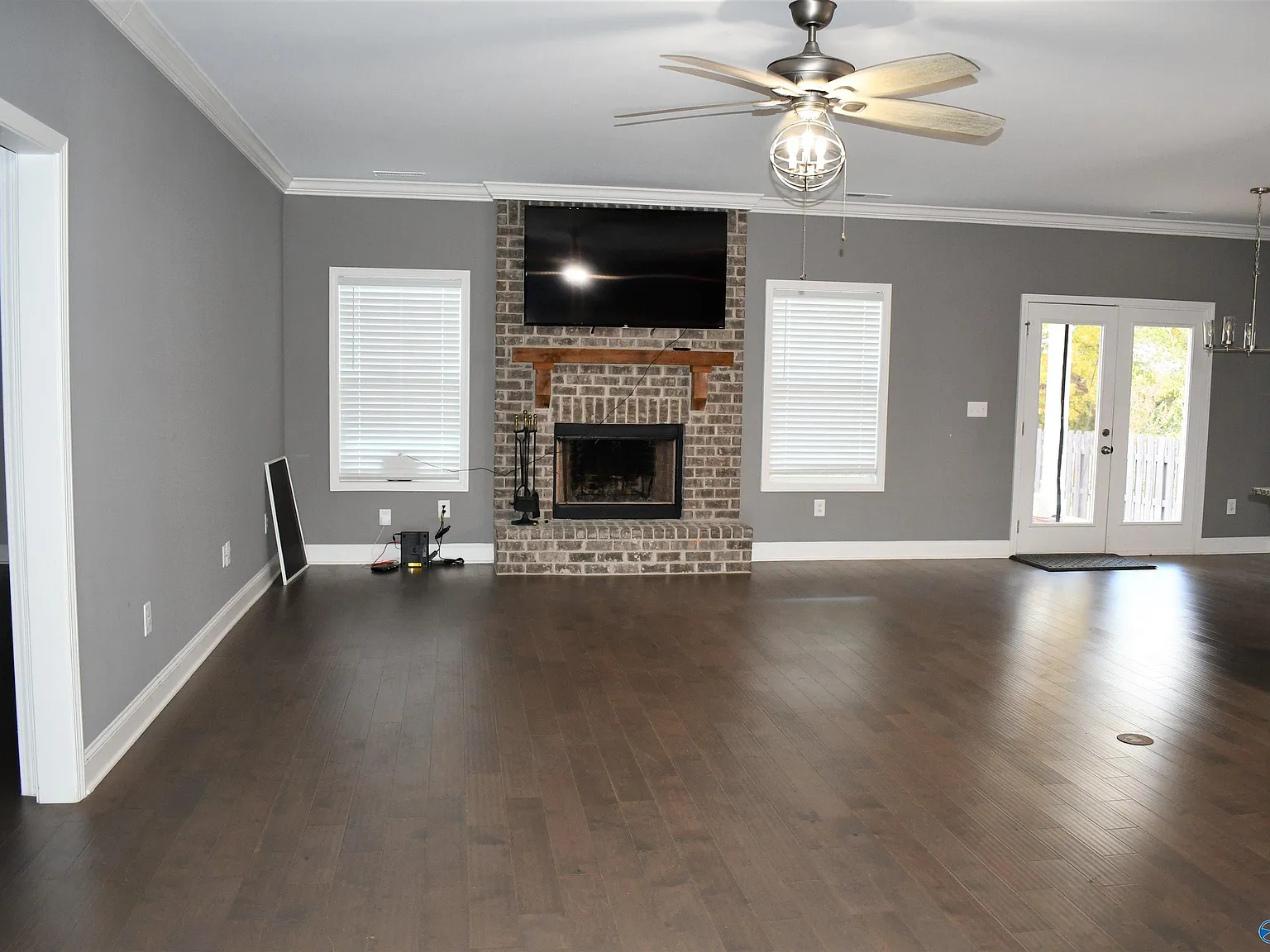 4 bed, 3.0 bath, 2507 sqft, $2,400 — Photo 4