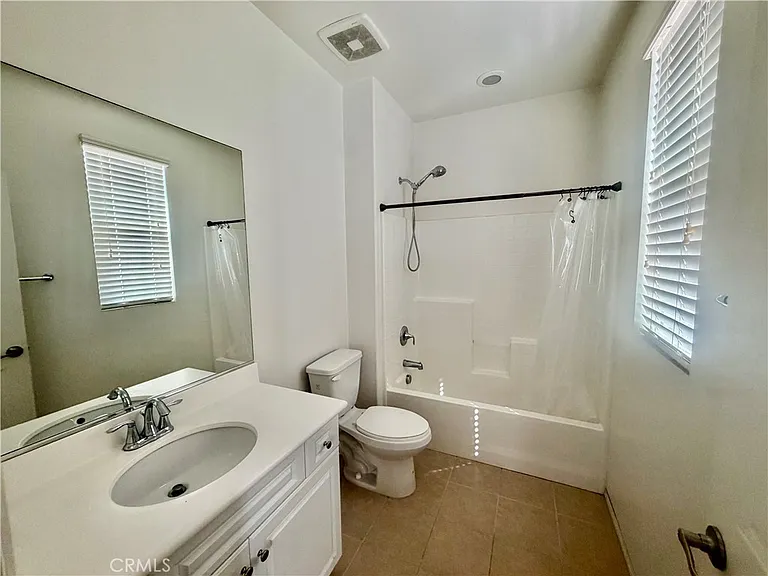 6 Quinn Way — Photo 11