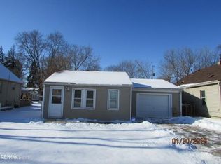 7358 Middlebelt Rd, Romulus, MI 48174