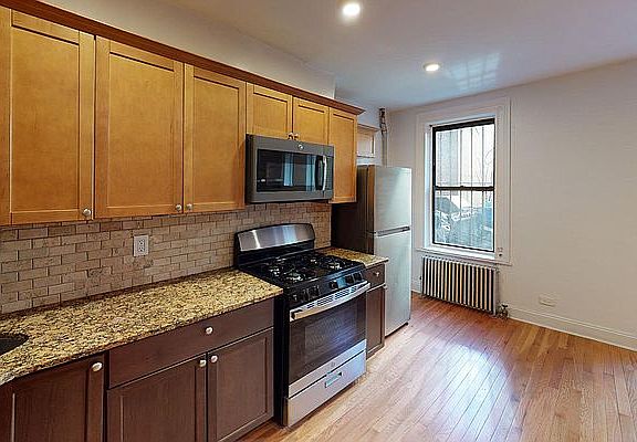 3rd image of 514 Washington Ave