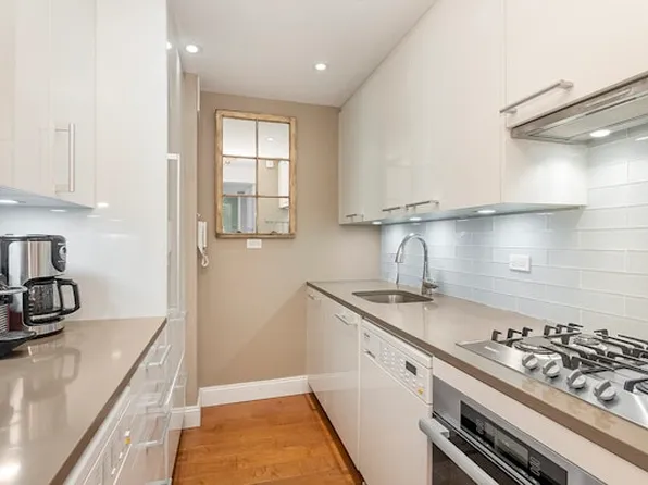 750 Park Avenue image 6 of 9