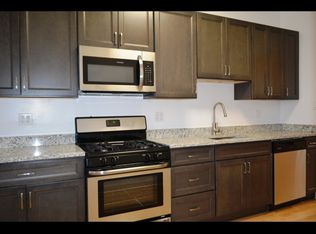 7010 N Sheridan Rd APT 2, Chicago, IL 60626